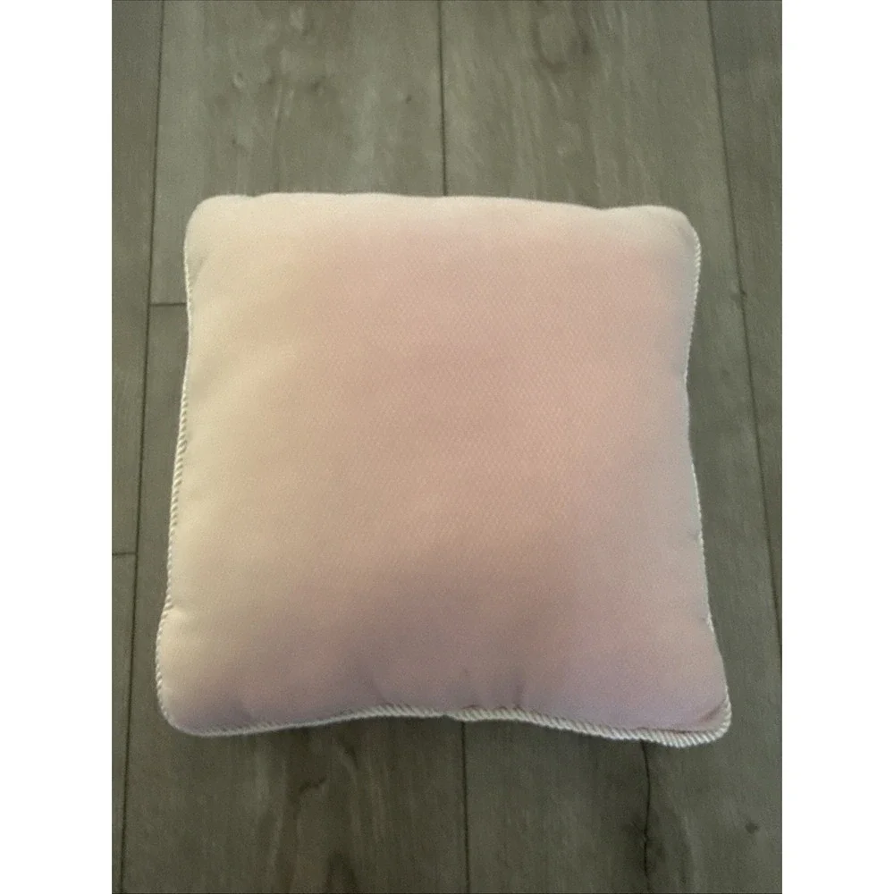 Vintage Sweet Dreams Applied Embroidery‎ Flower Throw Pillow with Edging